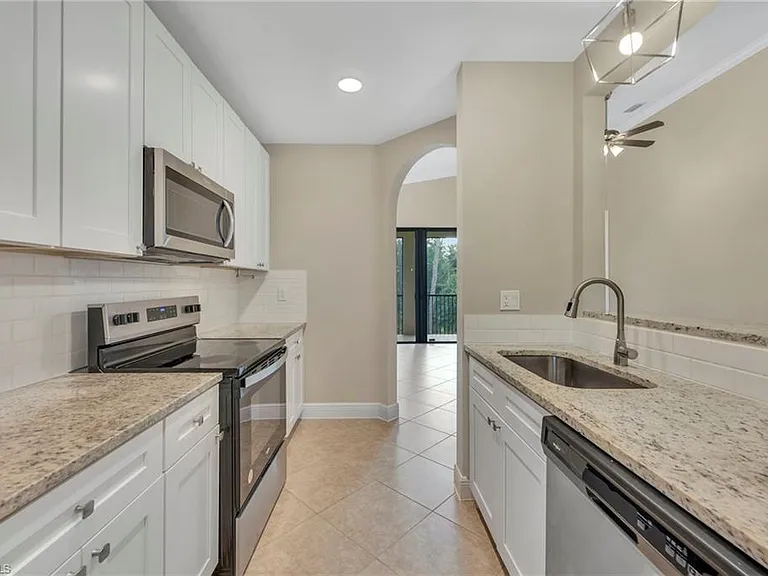 27035 Serrano Way #201 — Photo 3