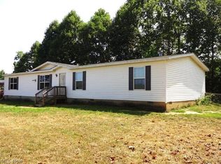 1701 Long Rdg, Elkview, WV 25071