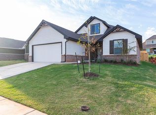 8404 NW 163rd Ter, Edmond, OK 73013