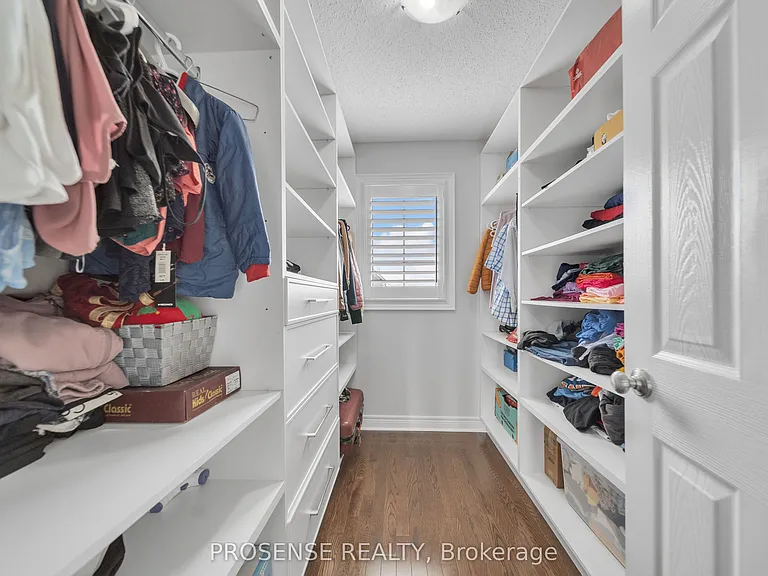 2 Timbercove Rd — Photo 12