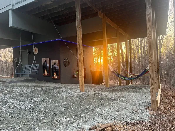 2301 Smith Mountain Rd, Penhook, VA 24137