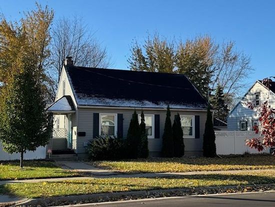 1615 Highland Avenue, Janesville, WI 53548