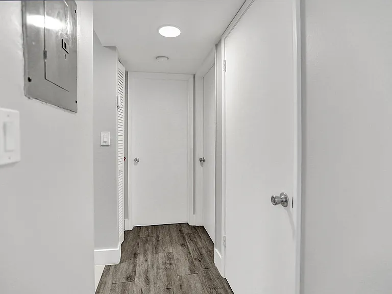 126 SW 17th Rd #601 — Photo 5