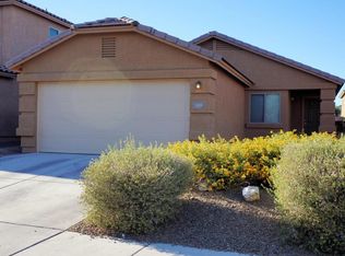 658 W Flaming Arrow Dr, Green Valley, AZ 85614