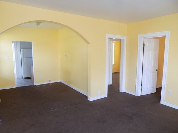3rd image of 1021 S 12th Ave