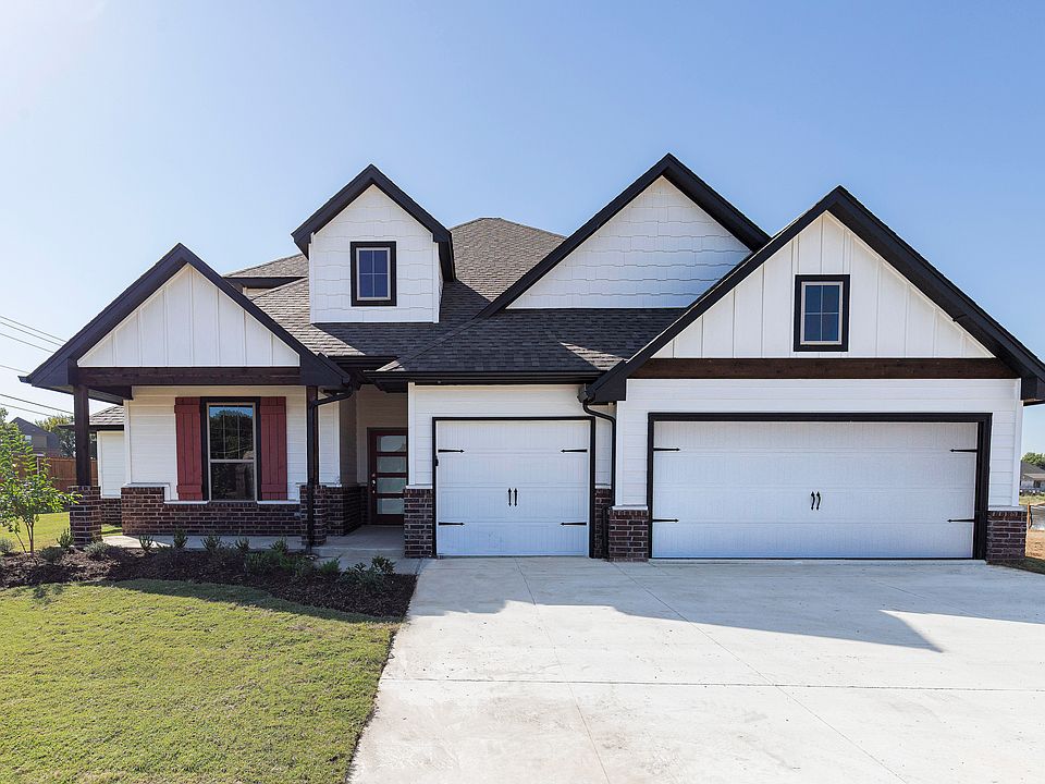 Homes by Taber Hazel Bonus Room 5 Bedroom Floor Plan - 819 E Fulton St - Woodland Trails Washingt