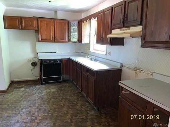 2nd image of 5147 Goodyear Dr