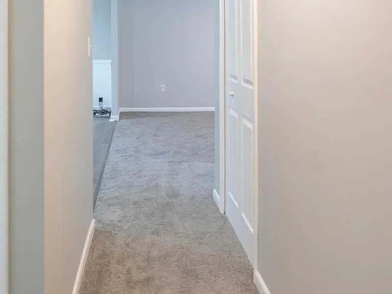 77 Garner Ave — Photo 10