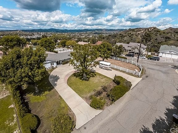 2nd image of 7695 E Silver Dollar Ln