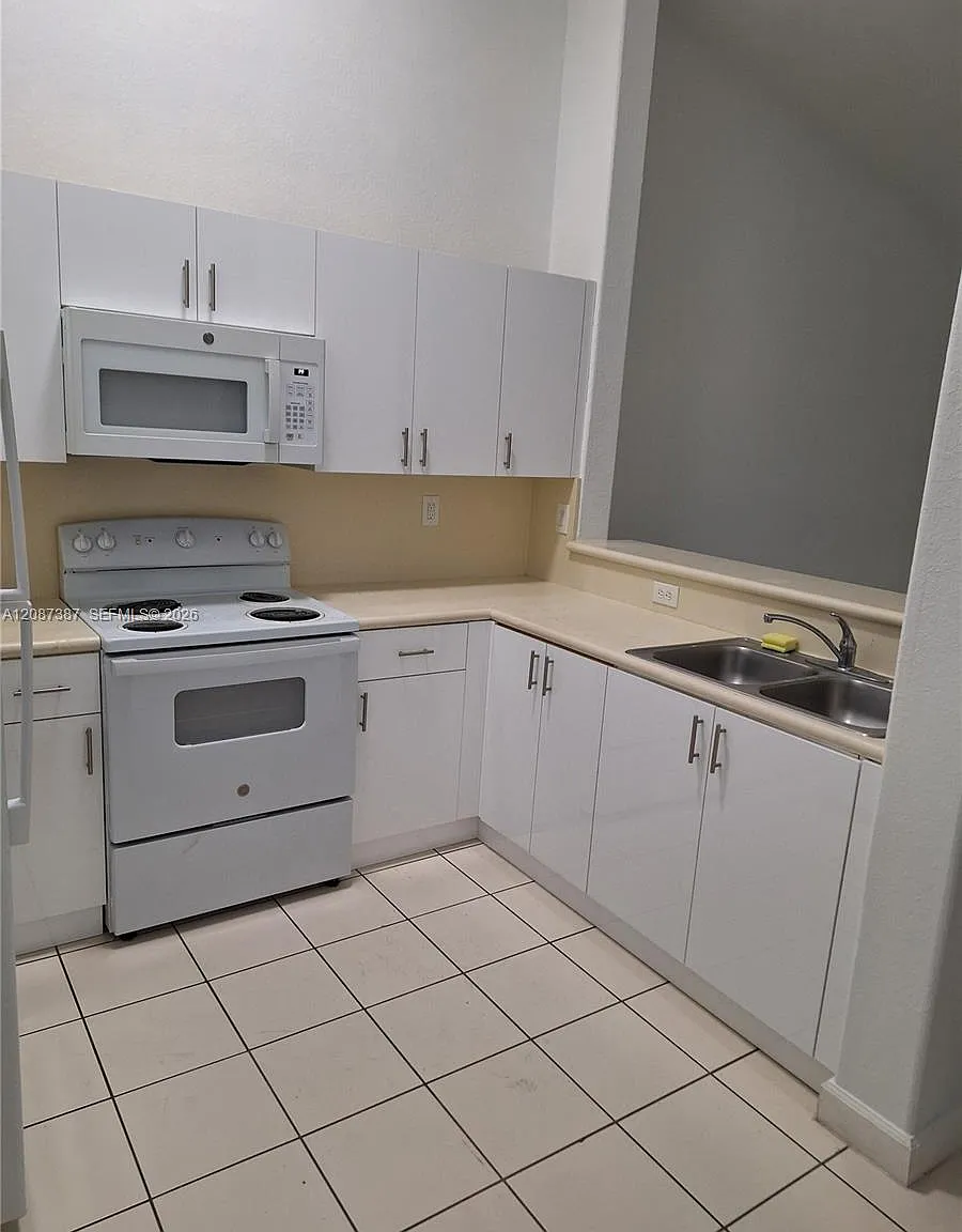 Shoma Condo At Keyscove C — Photo 4