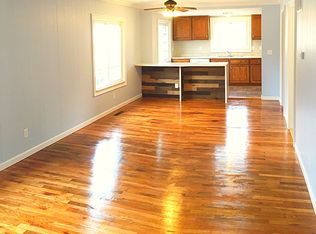 1112 Wyllys St, Midland, MI 48642