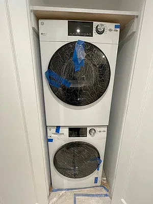 Rented by Compass | media 50