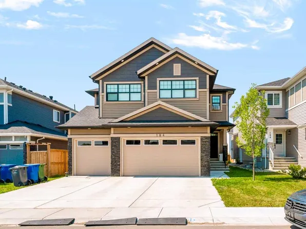 104 E Sandpiper Lndg, Chestermere, AB T1X 1Y8