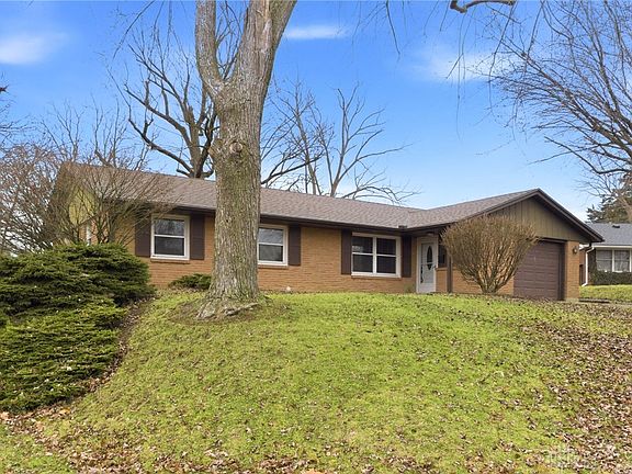 3rd image of 324 Cherrywood Dr