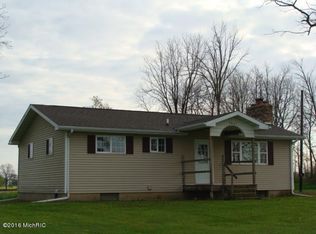 7541 Schaeffer Rd, Muir, MI 48860