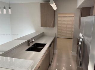 Plaza, Bal Harbour, FL 33154