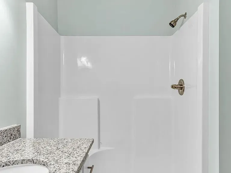 1317 Glenn St — Photo 7