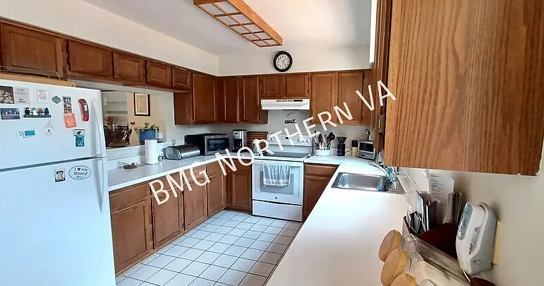 6015 Keble Dr — Photo 5