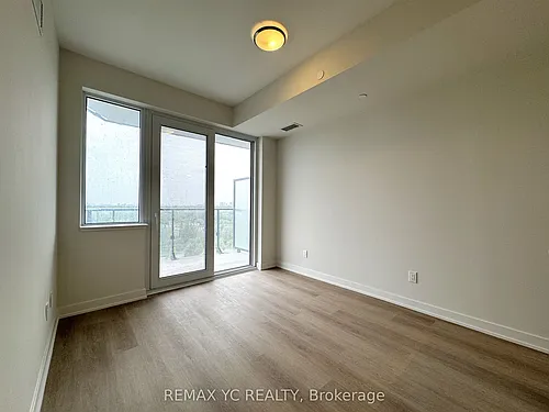 15 Ellerslie Ave Photo 1