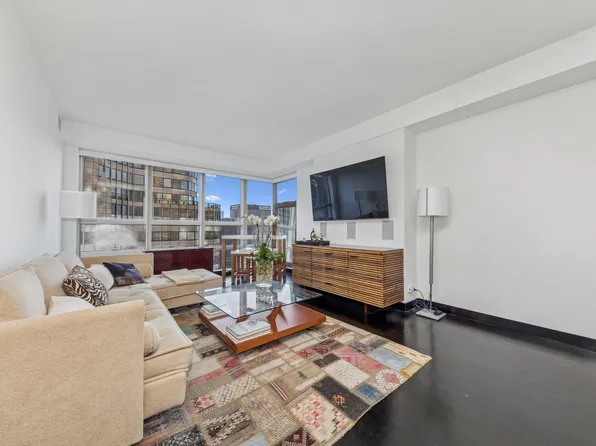 146 West 57th Street image 2 of 7