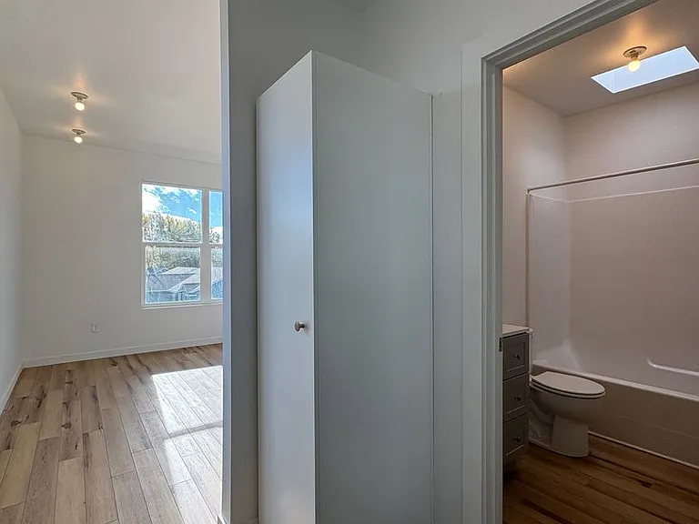 404 E Windsor Ct #1 — Photo 14