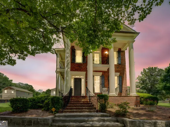 2115 E Haven Dr NE, Covington, GA 30014