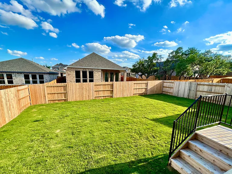 120 Green Knoll Ln — Photo 55