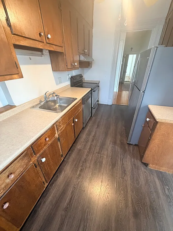1 bed, 1.0 bath, $1,595 — Photo 4