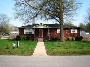 274 Hampton Ct, Poplar Bluff, MO 63901