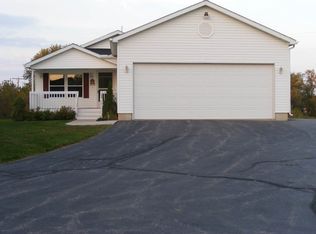 8745 Kinch Rd, Jackson, MI 49201