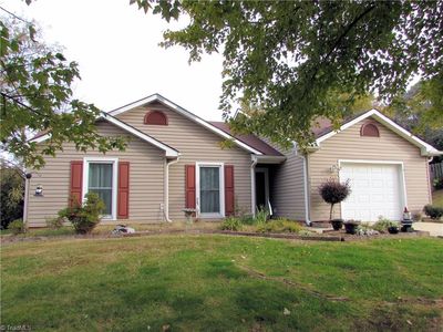 3203 Sparrowhawk Dr, High Point, NC, 27265