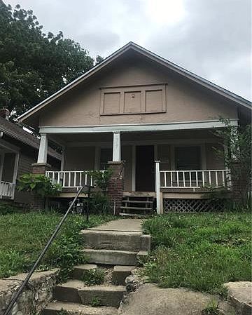 1st image of 717 Monroe Ave