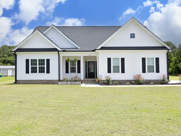 130 Crownview Ln, Dunn, NC 28334