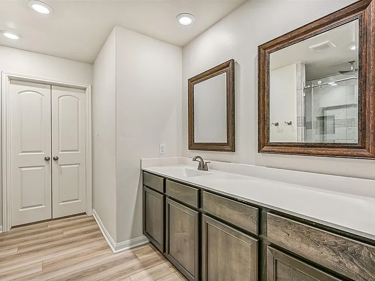 23144 Shakespeare Dr — Photo 15