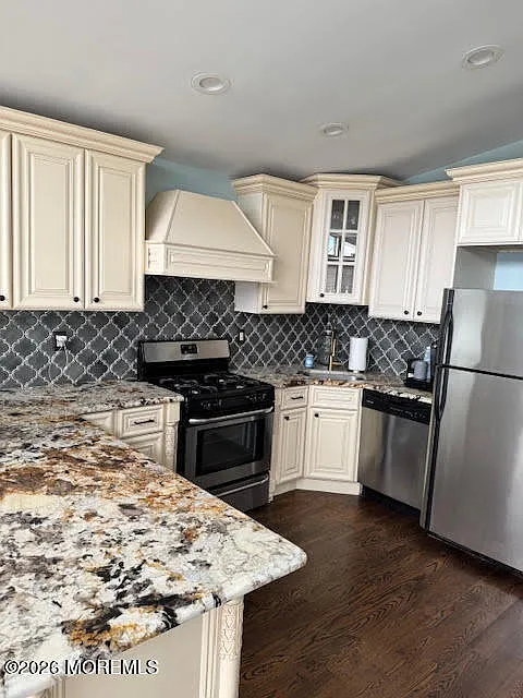 328 Maria Dr