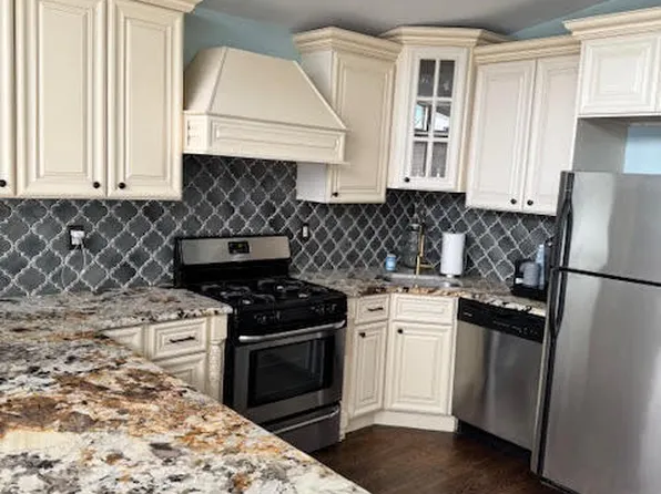 328 Maria Dr, Toms River, NJ 08753