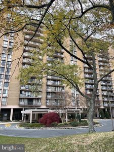6100 Westchester Park Dr APT 406, College Park, MD, 20740