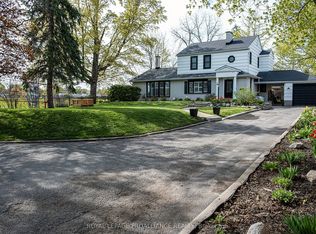 306 Dundas St W, Quinte West, ON K8V 3S3