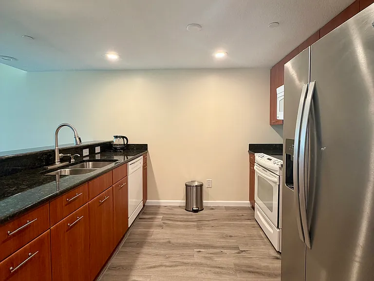 300 S Duval St #1701 — Photo 6