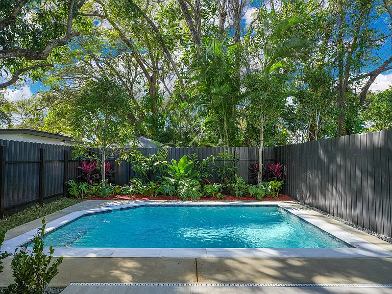 5117 NW 4th Ave — Photo 30