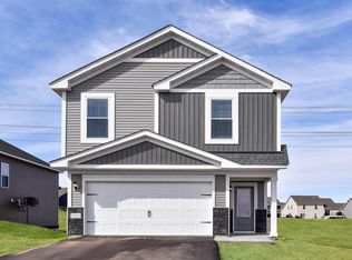 5384 Fall Cir, North Branch, MN 55056