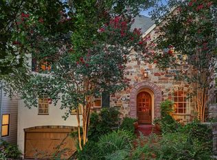 105 Glynn Way Dr, Houston, TX 77056