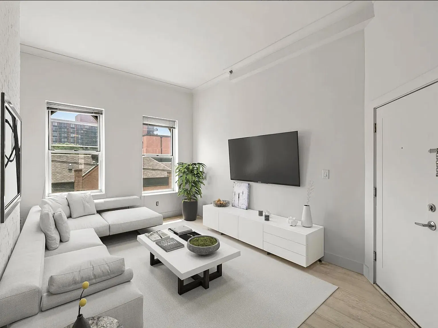 3 bed, 1100 sqft, $5,250 — Photo 4