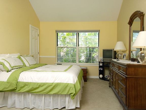 Master Bedroom w/ Vaulted Ceiling