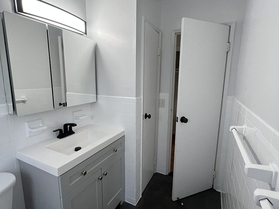 1st image of 76 Hunt Ave #Avenue1a