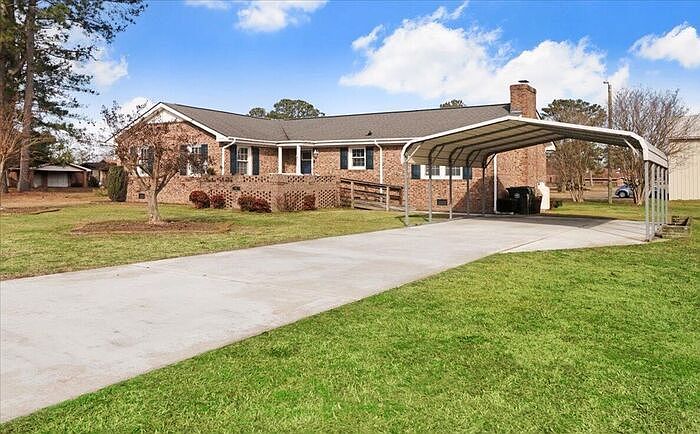 1st image of 603 Robinson Pl