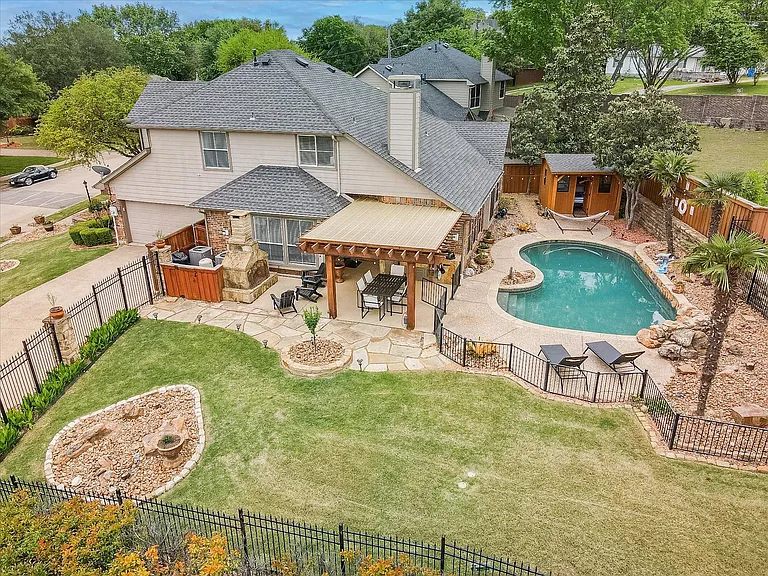 4205 Vista Creek Dr — Photo 52