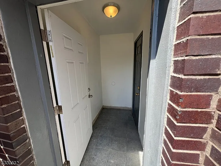 840 Mount Prospect Ave #1 — Photo 9