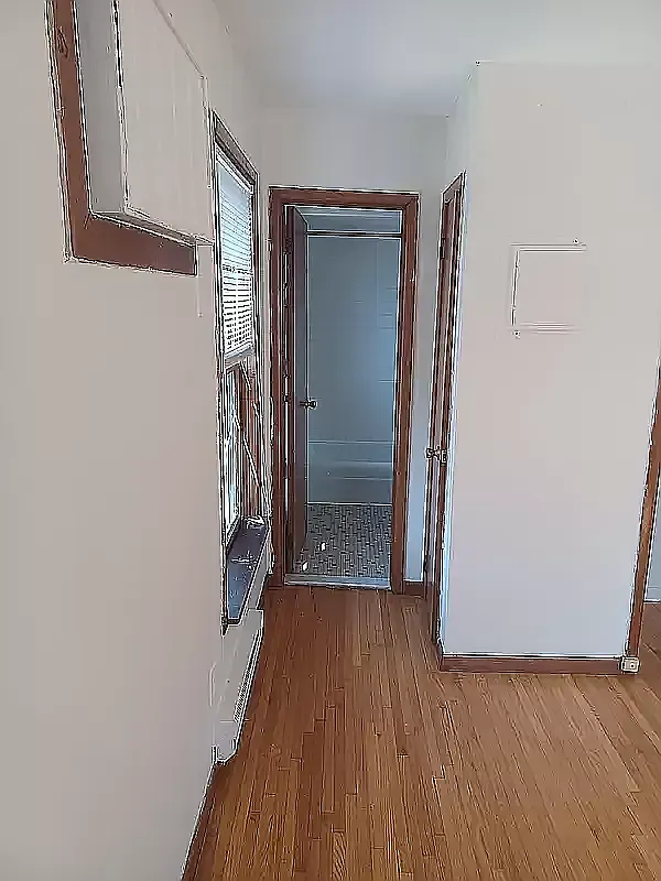 869 Forest Avenue — Photo 4