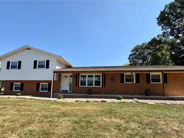 11121 Northwood Ave NE, Bolivar, OH 44612
